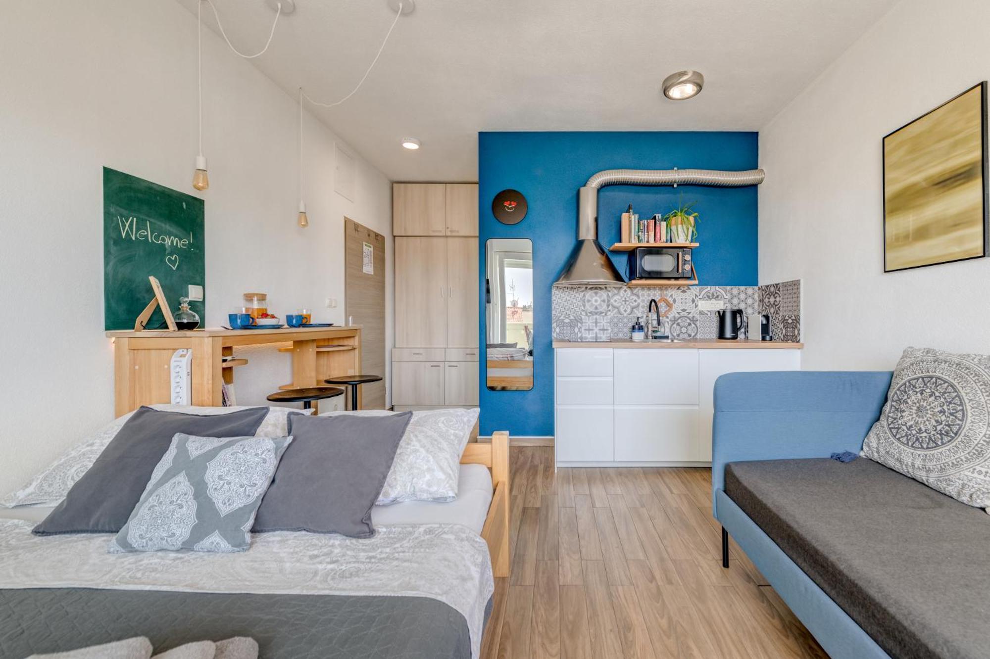Downtown Apartment *